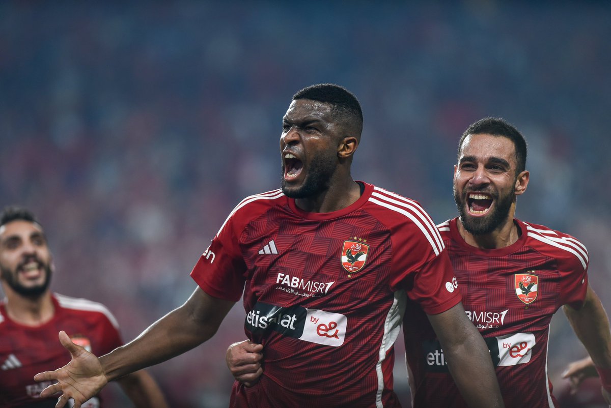 AlAhly's tweet photo. أنا هويت وانتهيت 😍

هداف بدرجة سوبر ✨

#يلا_يا_أهلي https://t.co/AinFvFmk7O