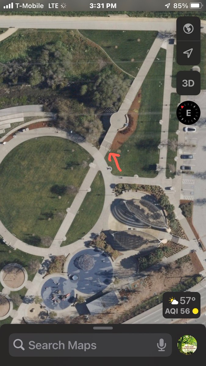 KrikMj171771's tweet image. When we went for a walk the other day, my mom felt the railing here and it was buzzing w electricity. These towers and the system design is PGE. All along the waterfront. #electricalgrid @ReckoningTruthW #sanmateocounty #CALIFORNIA