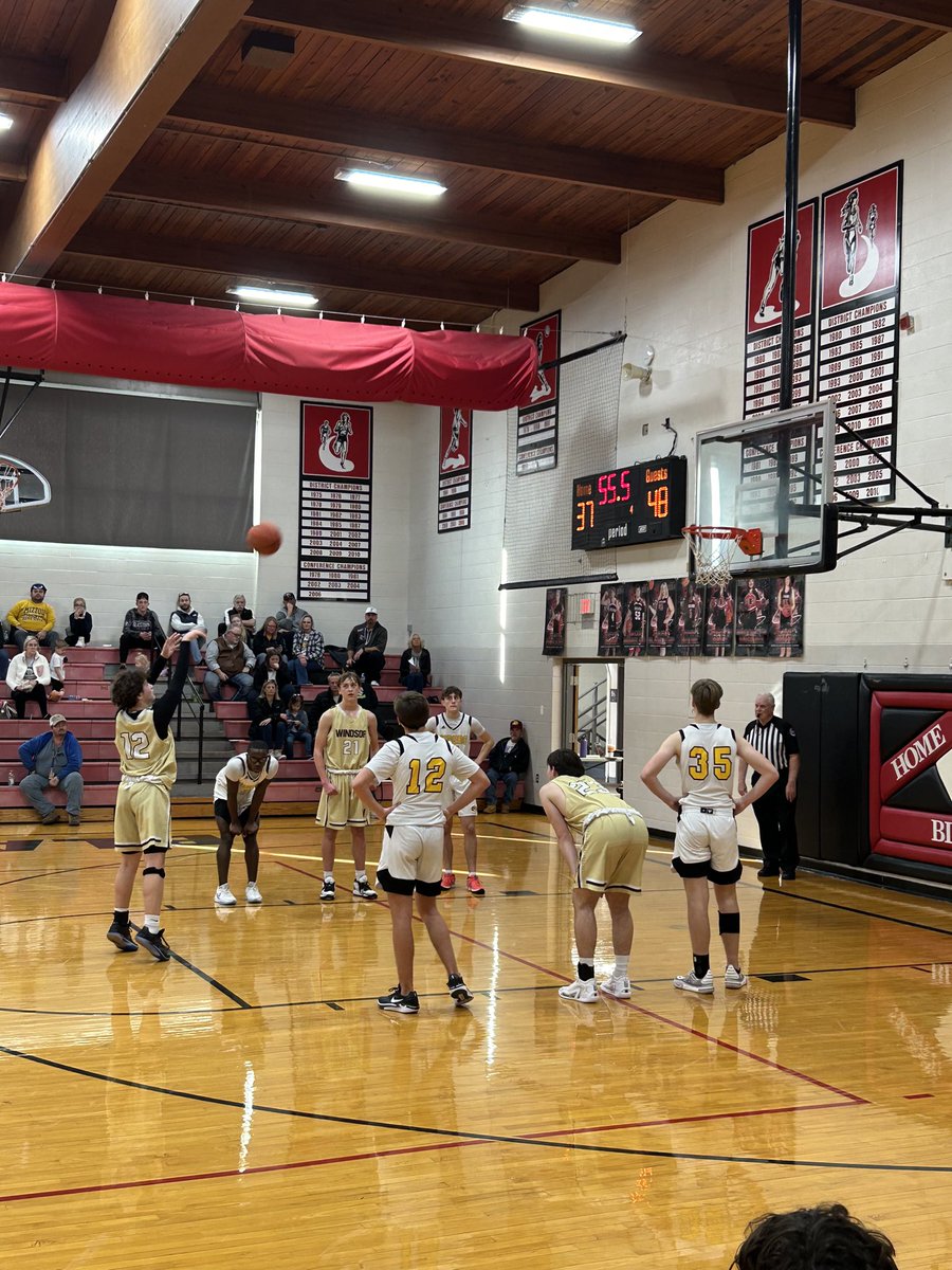 Windsor JV is on to the championship game tmr after their 52 -37 win over Festus in the semis Led by Sam Becker with 19pts Owen Haegele with 17 Zander Smith with 9pts. Strong Defense and a solid TEAM WIN! The Owls play tmr at 2:30 in the championship game! #Strongertogether