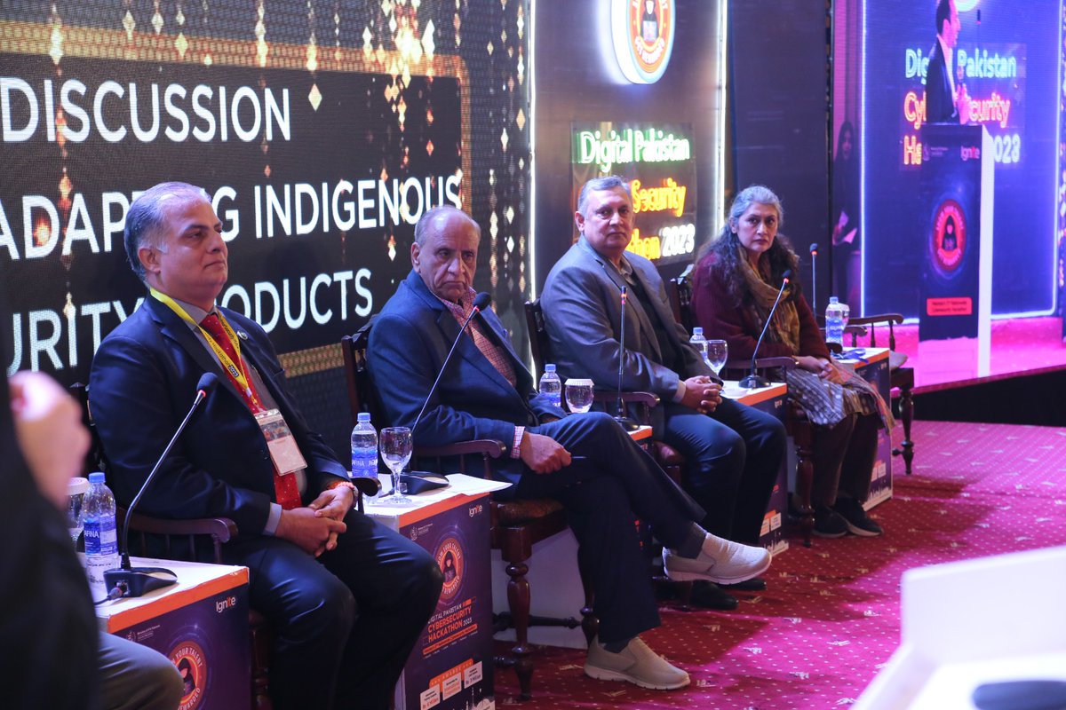 IgniteNTF's tweet image. (a)🏆#CybersecurityHackathon2023 Grand Finale #AwardsCeremony!✨Immerse yourself in the heat of the moments during the intense Panel Discussion, where industry leaders and experts clashed in addressing the Challenges in Adapting Indigenous Cybersecurity Products!🇵🇰#Hackathon2023
