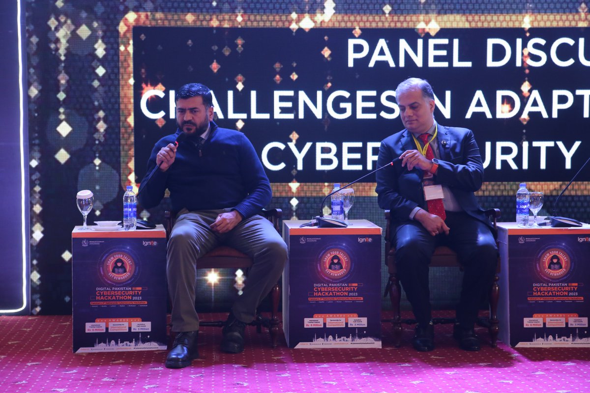IgniteNTF's tweet image. (a)🏆#CybersecurityHackathon2023 Grand Finale #AwardsCeremony!✨Immerse yourself in the heat of the moments during the intense Panel Discussion, where industry leaders and experts clashed in addressing the Challenges in Adapting Indigenous Cybersecurity Products!🇵🇰#Hackathon2023