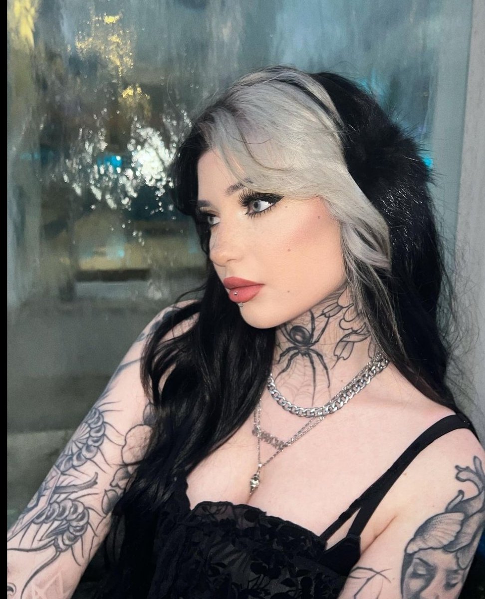 Thunder_W0man's tweet photo. ⠀
⠀
⠀⠀⠀⠀⠀⠀⠀🍸⠀—⠀α⠀good⠀𝖙𝖊𝖖𝖚𝖎𝖑𝖆
⠀⠀⠀⠀⠀⠀⠀lıke⠀𝟖𝟏𝟖⠀ɯıll⠀neveɾ⠀lose
⠀⠀⠀⠀⠀⠀⠀(⠀⠀ıᴛs⠀⠀.⠀⠀𝑺𝑼𝑪𝑪𝑬𝑺𝑺⠀𖠵
⠀
⠀ https://t.co/ozgpUHYyZe