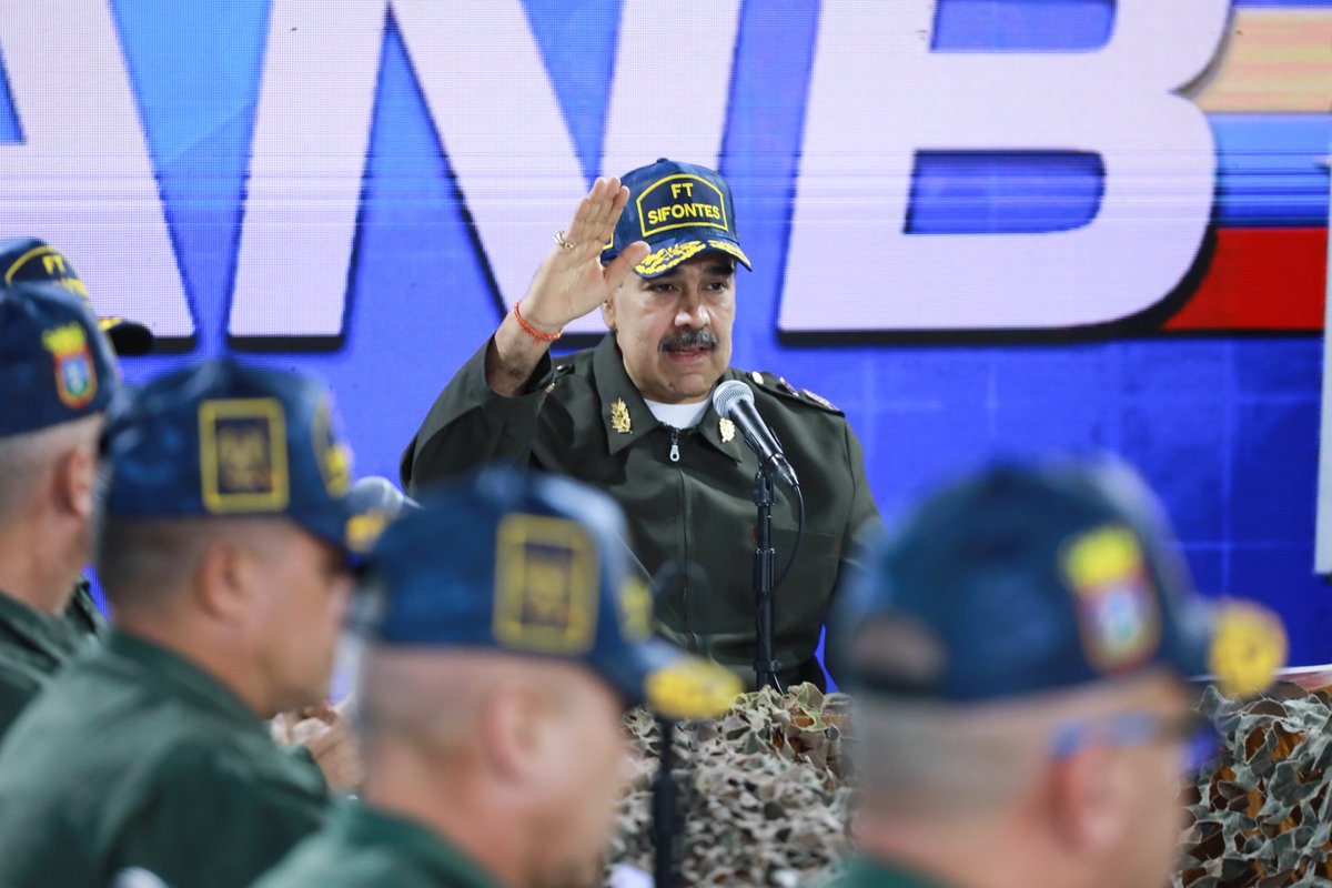 He ordenado la activación de la 'Acción Conjunta Militar General Domingo Sifontes' de toda la Fuerza Armada Nacional Bolivariana sobre el Caribe oriental de Venezuela y la Fachada Atlántica, como respuesta a la amenaza y provocación de parte del Reino Unido contra la Paz y la…