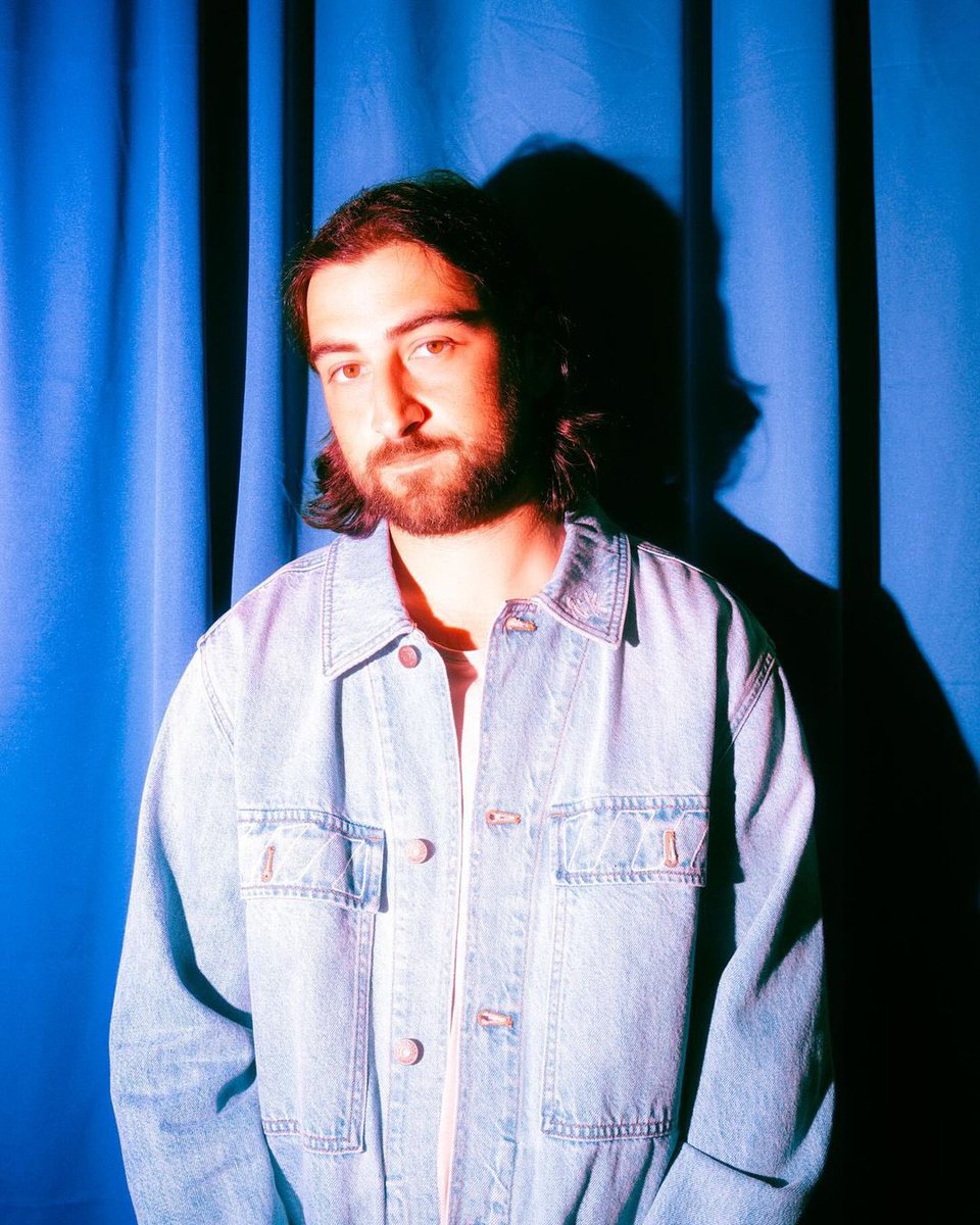 📸| Noah looking handsome in new/old photo from Outsidelands 🤩

(via Instagram: poonehghana)