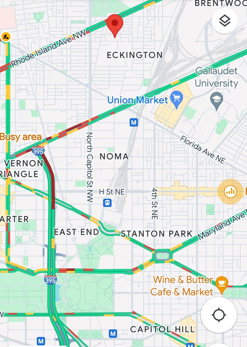 alanhenney's tweet image. POSSIBLE ARMED STANDOFF--- 100 blk T St NE DC. Man fired a shot and fled. Nobody has been found shot yet. He is known to the victim. Police are looking for him now. Falcon is overhead.  #EckingtonDC @HelicoptersofDC