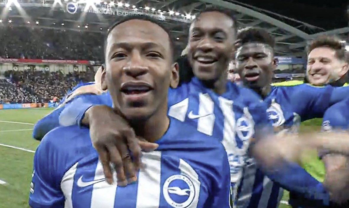 owen_bhafc's tweet photo. 🚨🎙️”I’m back” 

Pervis Estupinan to the TV camera after scoring 🤩🇪🇨 #BHAFC https://t.co/Qow0iHv8Rw