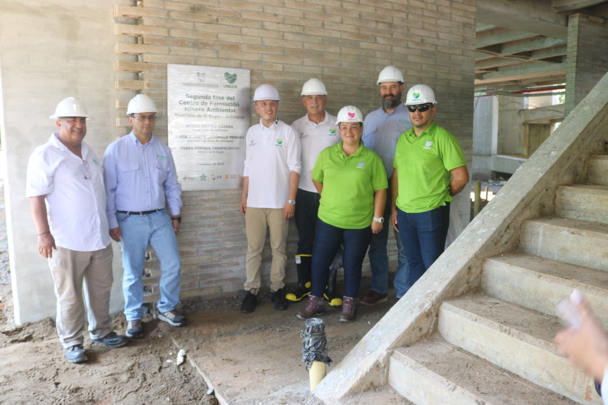 JAIROLEONZAPATA's tweet image. El día de hoy recibimos la visita de la @GobAntioquia con el objetivo de revisar los avances en la obra de ampliación de nuestro Centro de Formación Minero Ambiental