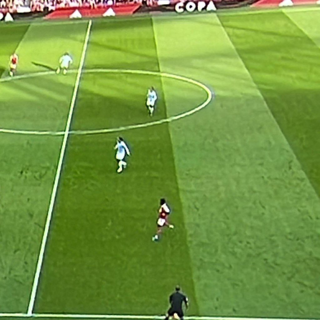 Tom Little tweet media