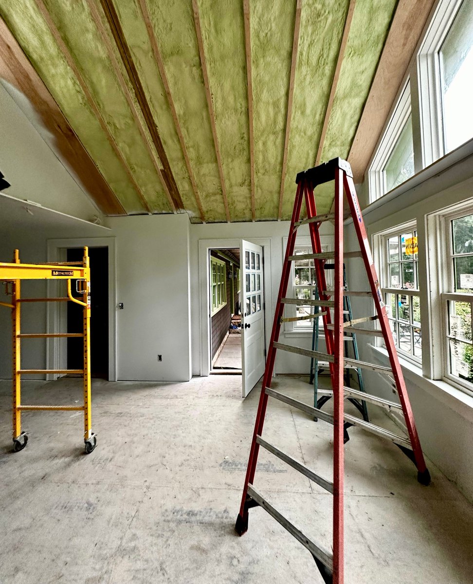 AdvancedGCCT's tweet image. 🏡 Dreaming of a home makeover? 🌟 Whether you're eyeing an existing home for a stylish transformation or craving updates to make your beloved space truly yours, Advanced Group has you covered! 👷‍♂️✨

#HomeRenovation #DreamHome #MakeoverMagic #AdvancedGroupBuilders