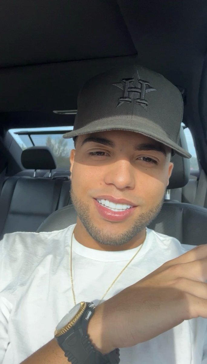 Me dejé la barbita 🧔🏽‍♂️