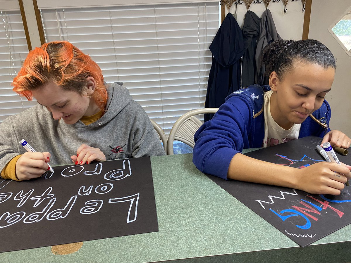 emmah_mack's tweet image. Prepping for the game tonight. See you soon, Orlando😈 #LetsGoRays #BringTheSting @SCStingrays