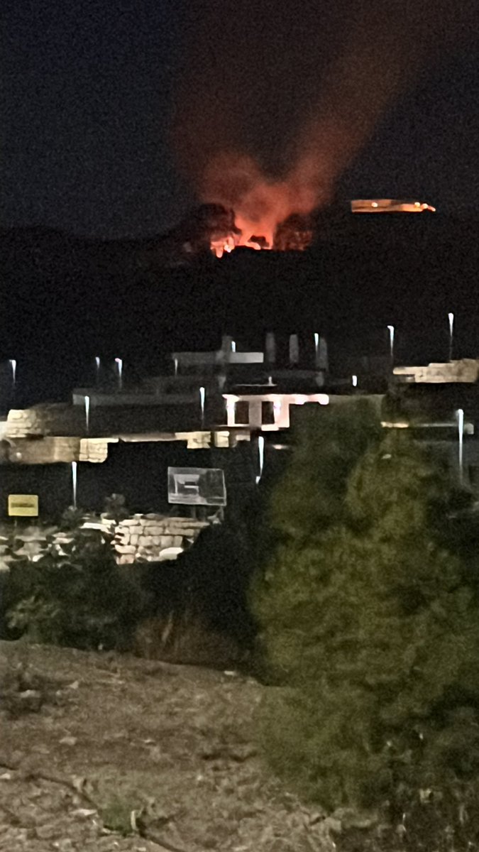 aleconsilium's tweet photo. Incendio en Almendrales #malaga #Incendio https://t.co/ntrdo8sDMp
