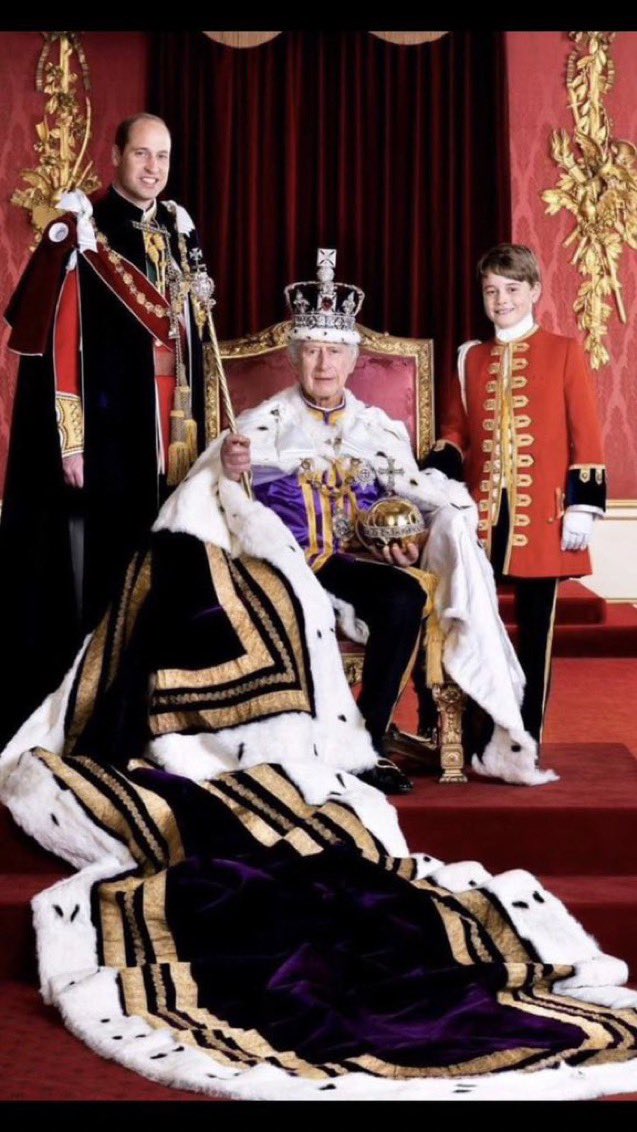 #ThreeKings 👑 ❤️ 🇬🇧