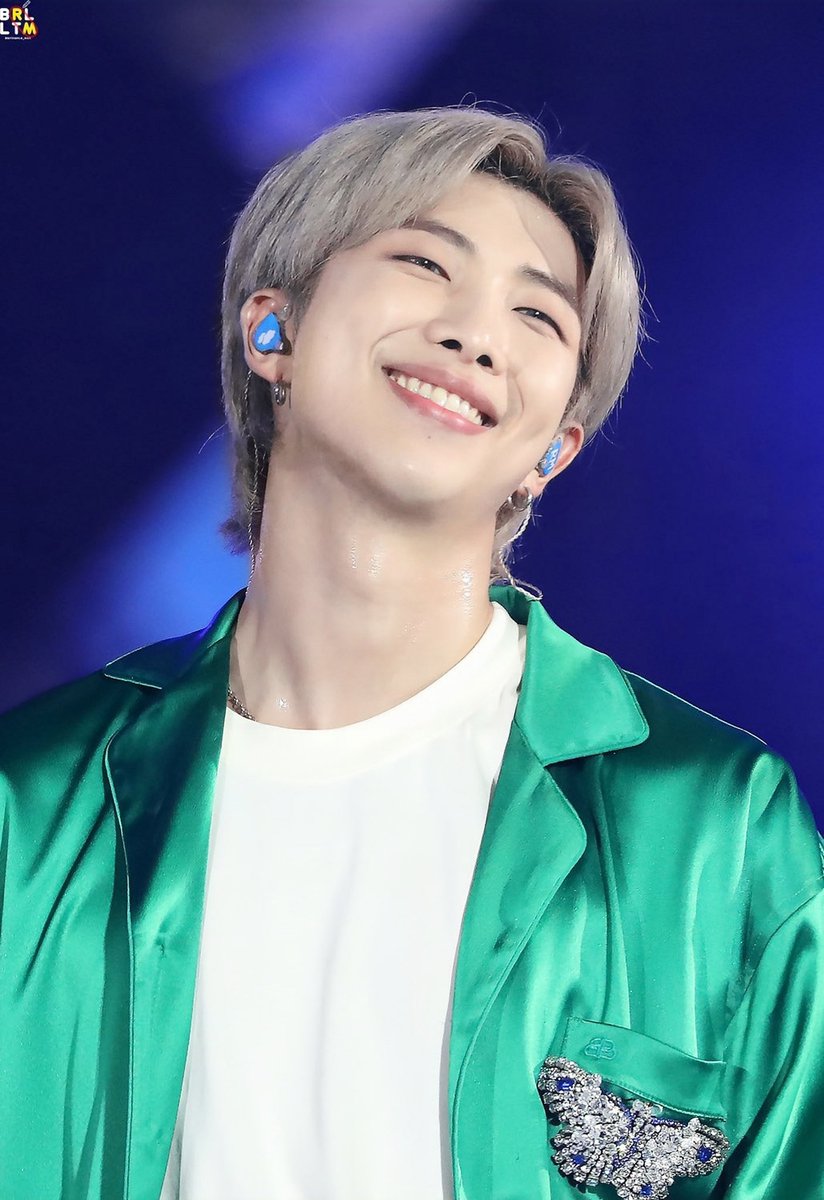 a_r_t_kive's tweet photo. Every time I think about you, I smile.

SINCE LOVE IS RM 💚
#WaitingForOurJooniverse 
#남준아_언제까지나_기다릴게
For 방탄소년단RM #RM #방탄소년단RM #BTSRM #김남준 #Namjoon https://t.co/zn8Stz0PBh