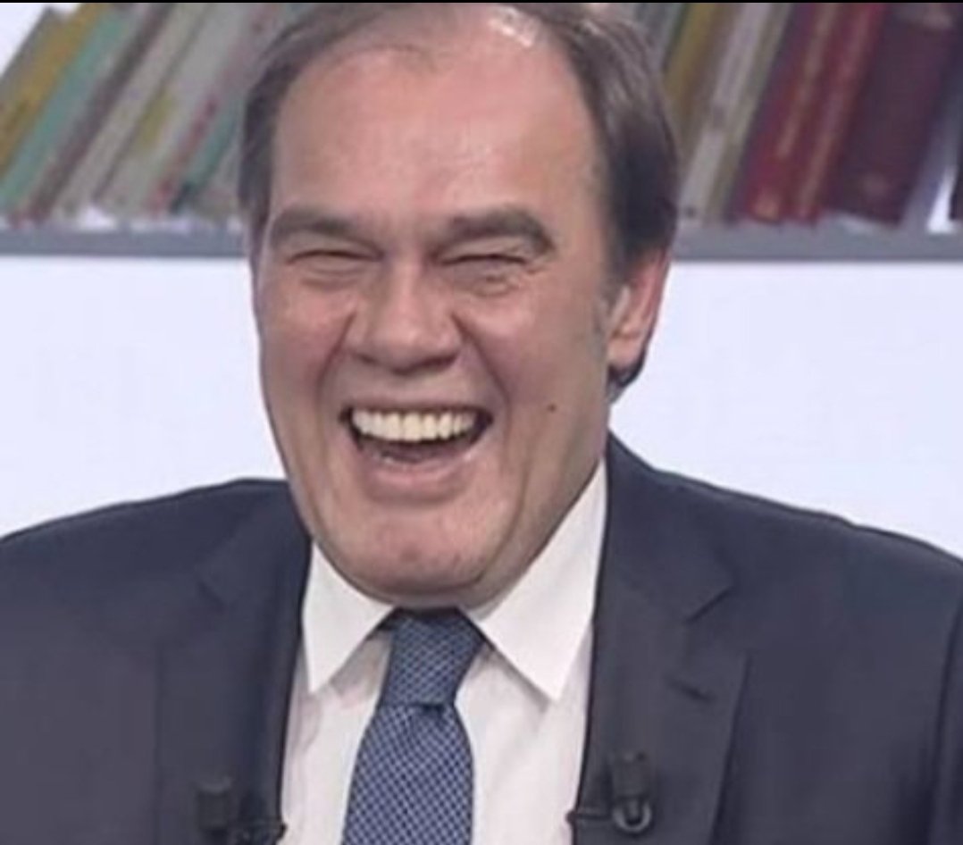 500 dolar borcu olan bir baba intihar ederken 
Ziraat bankasina 800 milyon dolar borcu olana vergi indirimi