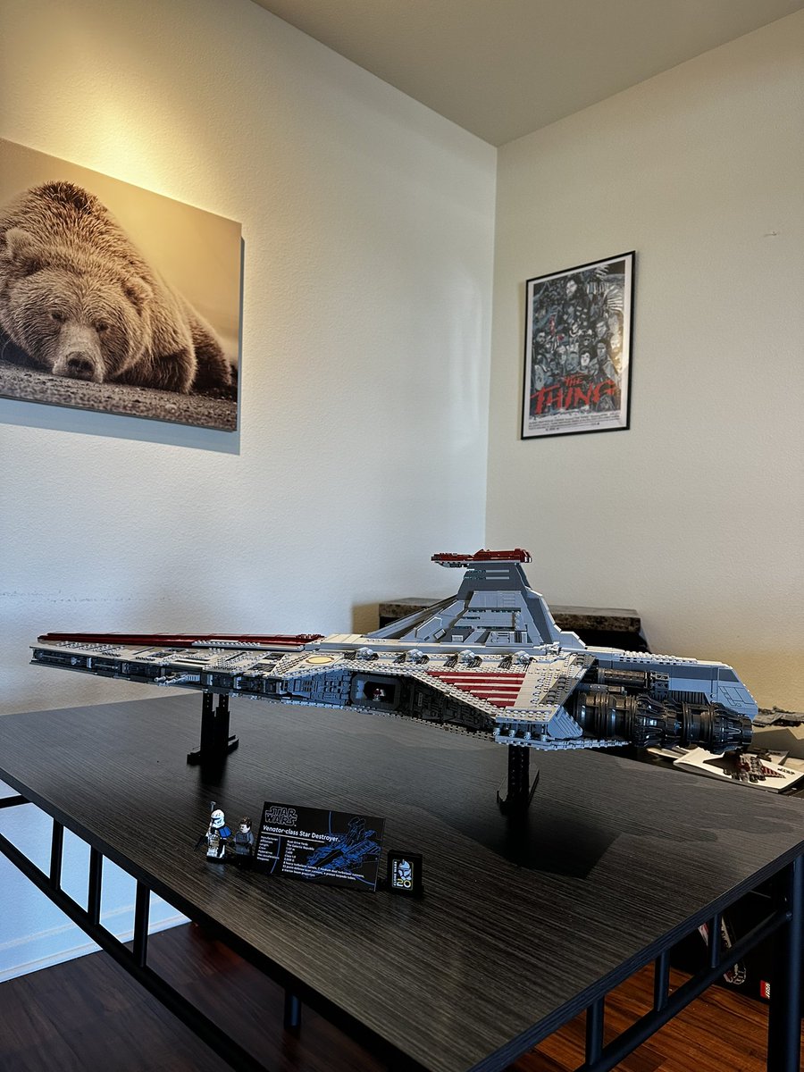 JordanGDahl's tweet photo. @LEGO_Group dinning room table 👈😎👉 https://t.co/uXlLaHUNlu