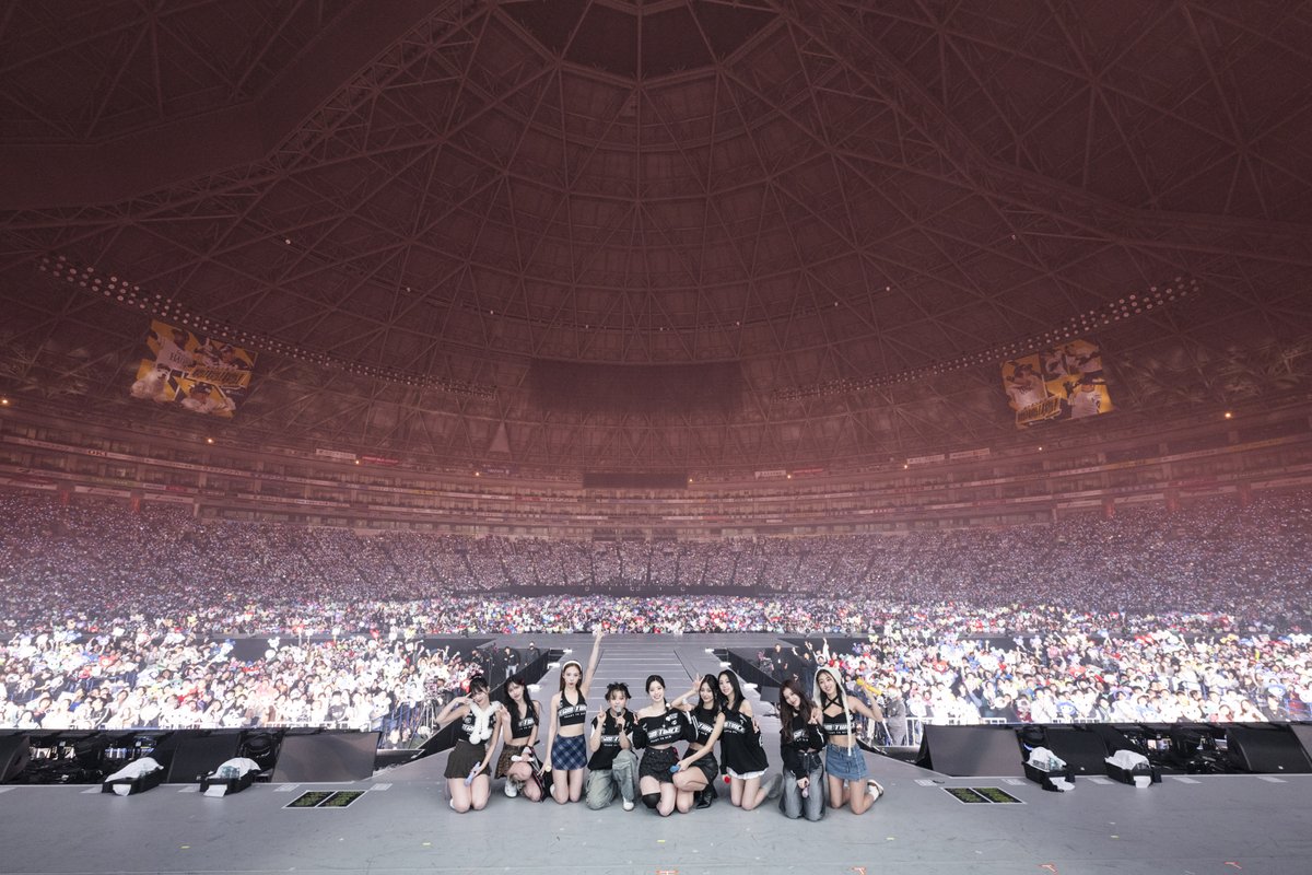 JYPETWICE_JAPAN's tweet photo. 福岡DAY1 💖
来てくださった皆さま
ありがとうございました✨

#TWICE #READYTOBE 
#TWICE_5TH_WORLD_TOUR https://t.co/iXOujNdmUp