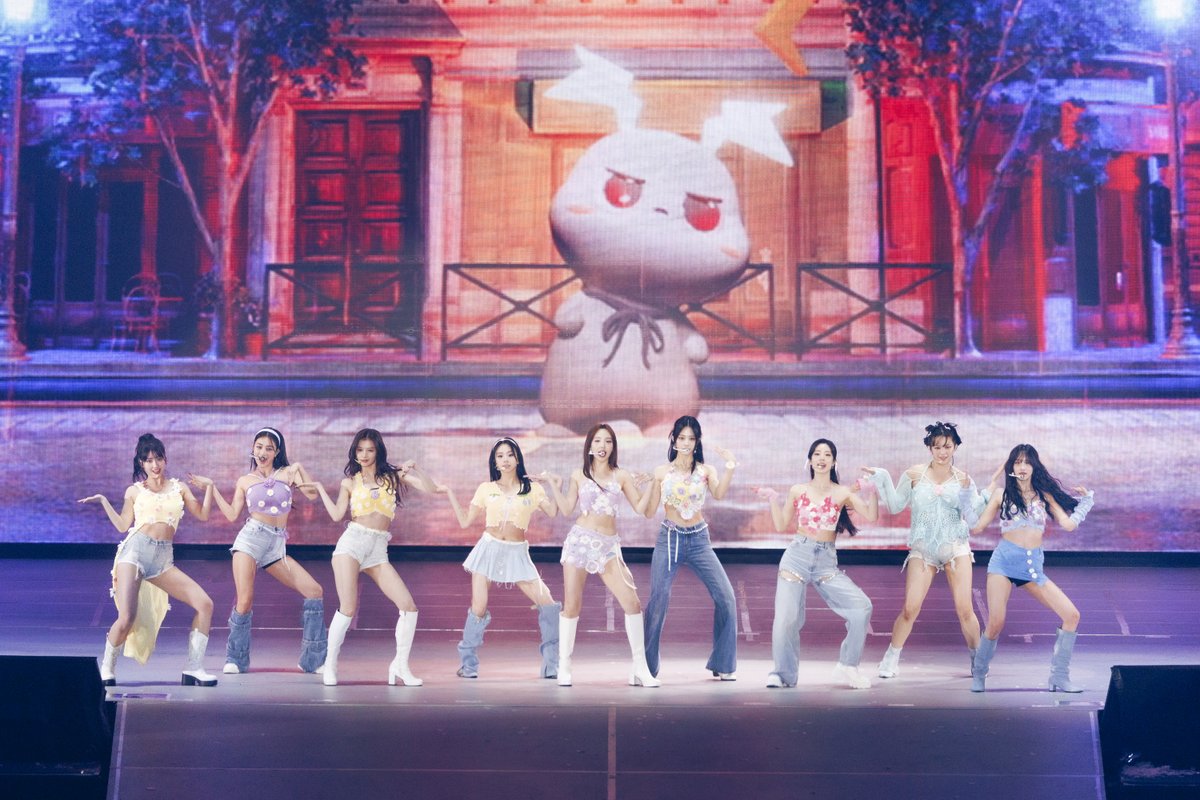 TWICE JAPAN OFFICIAL tweet media