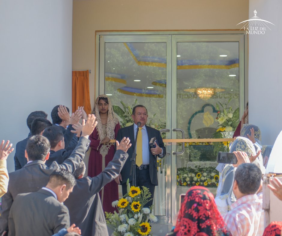 iglesialldm's tweet photo. Abre sus puertas nueva Casa de Oración en Huautla, Guerrero.

El pasado domingo 17 de diciembre de 2023, un nuevo santuario fue inaugurado a la gloria de Dios en la región de Huautla, ubicada en el estado de Guerrero.

#ElAmorNosUne https://t.co/XsdFDTeQxs