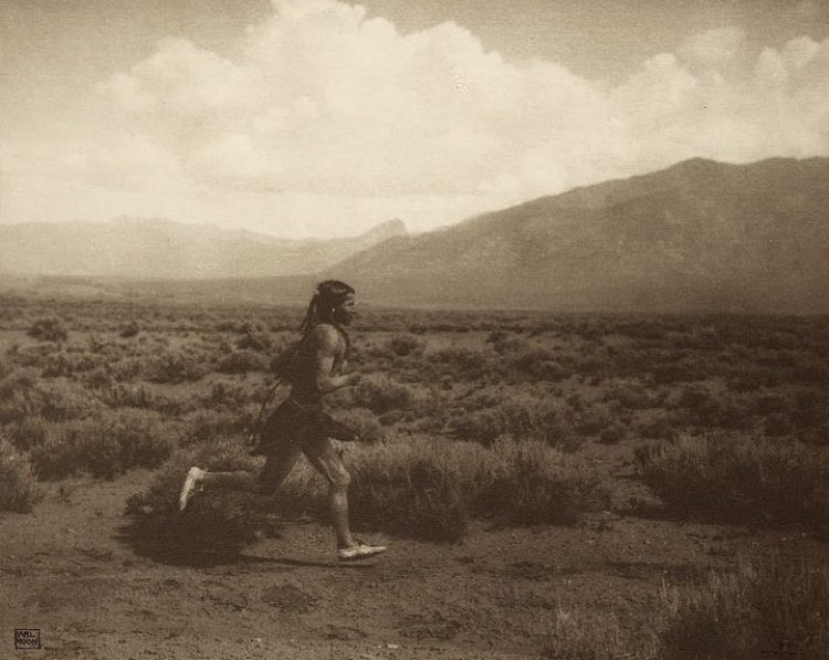 Melian Refugee tweet media