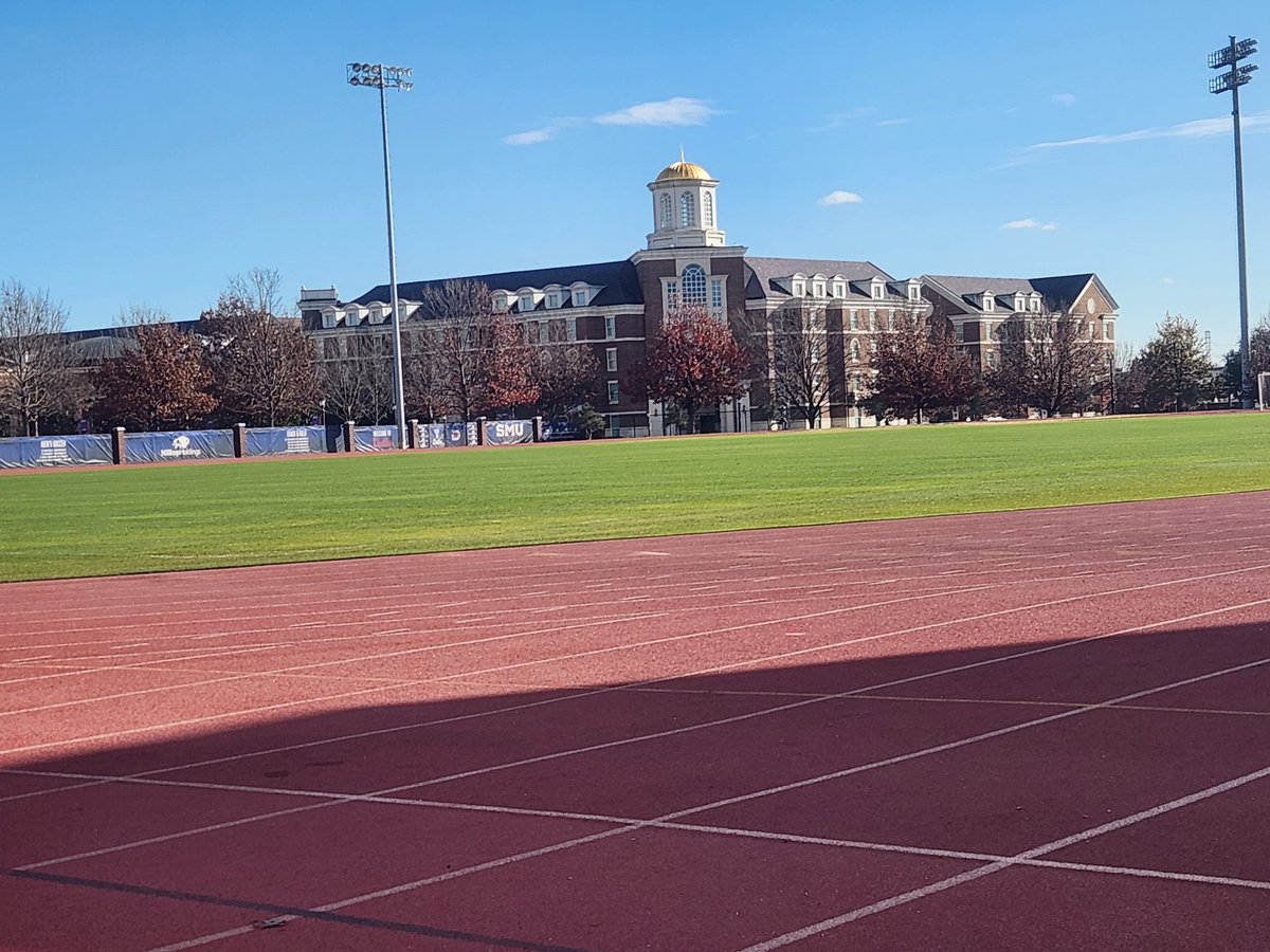 mrlove314's tweet photo. Checked out SMU's track and field complex while in Dallas. #TrackNerd https://t.co/0zzc0xF6Dd