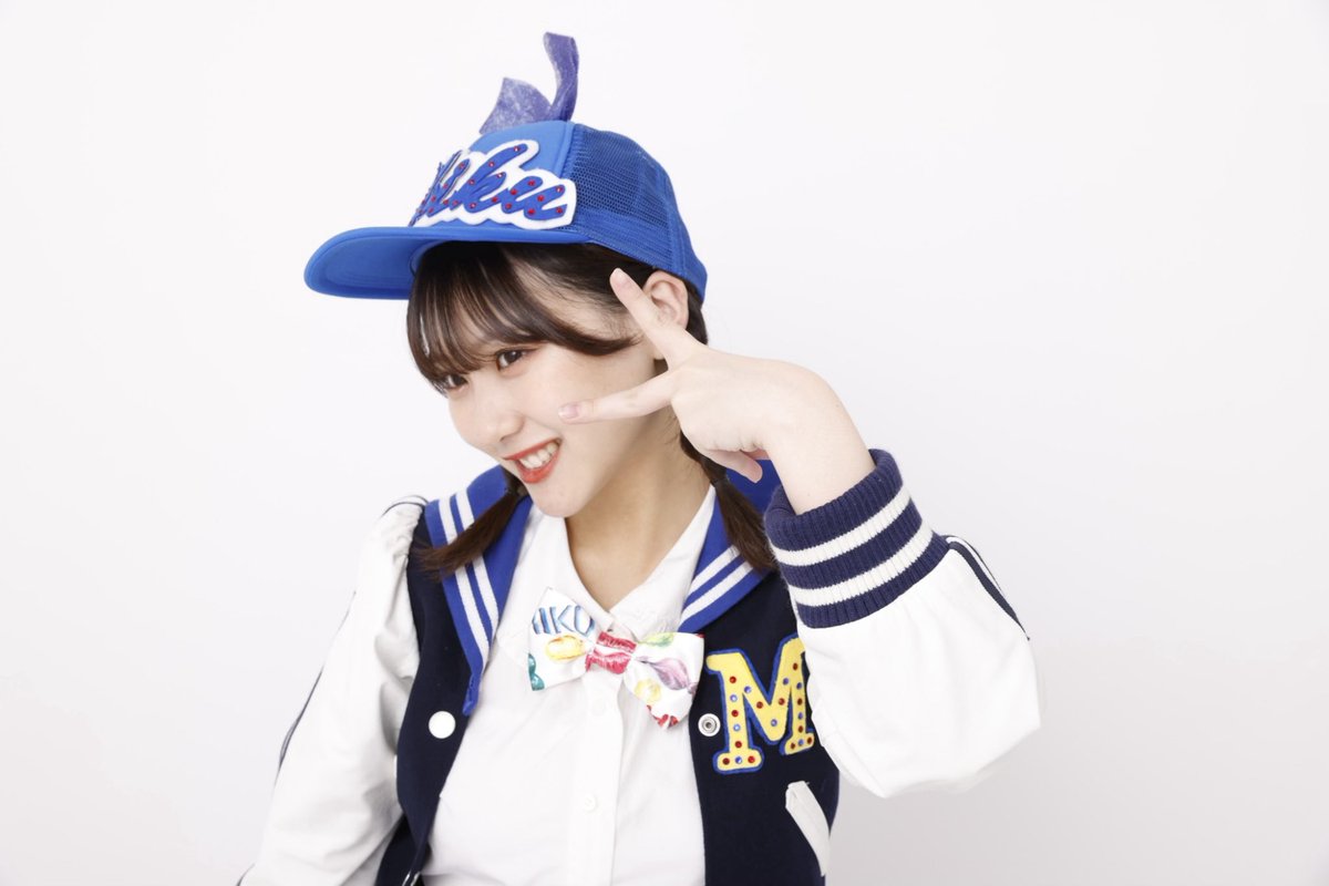 miku_monmon3939's tweet photo. #みくりんとの思い出
なこちゃんとの生意気リップスは、本当に大切な曲！！！！なこみく💙❤️

大人になっちゃって…とスタッフさんに言われました笑 https://t.co/8Hn66MF8OL