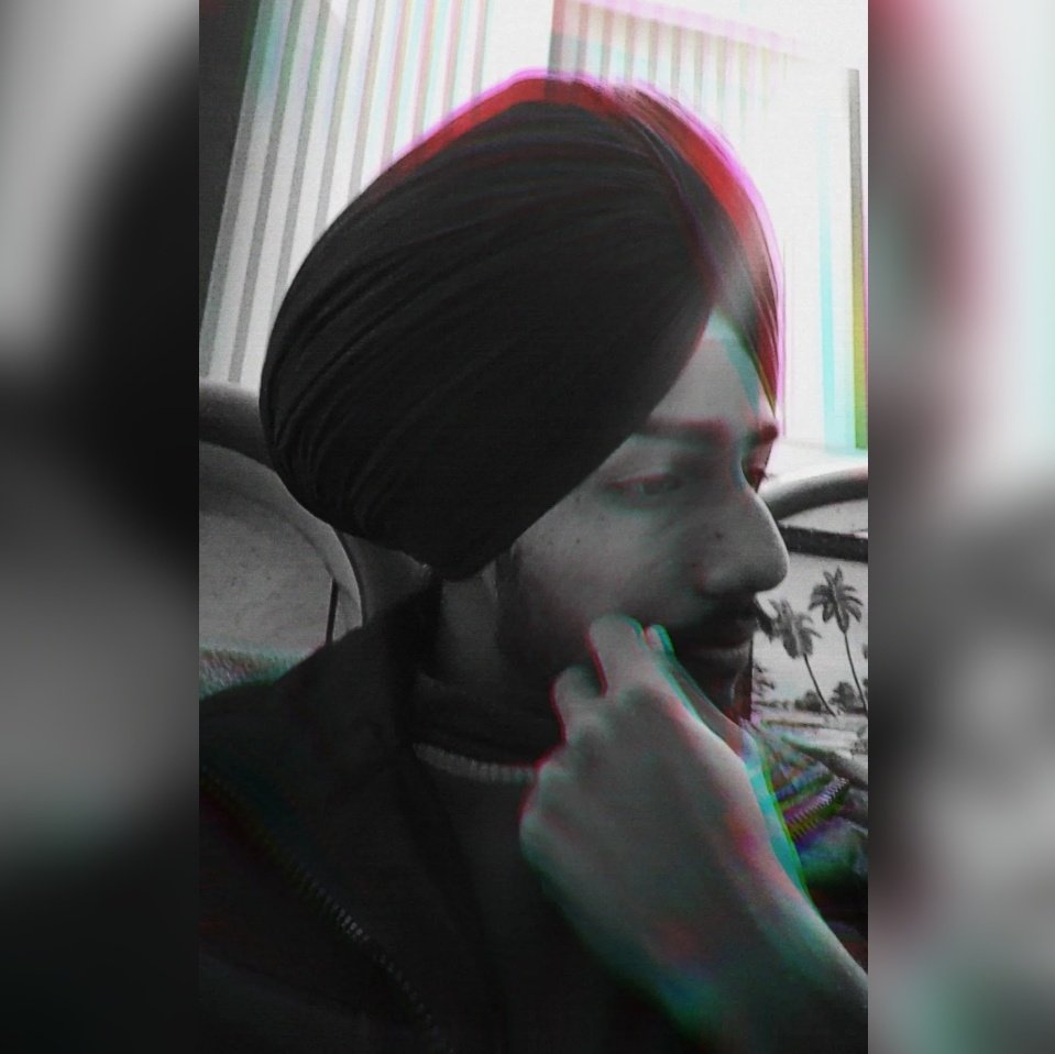 Lambardar_13's tweet photo. ਅਸੀਂ ਆਪਣੀ ਰਿਆਸਤ ਦੇ ਰਾਜੇ ਹਾਂ.. ਹੋਰਾਂ ਦੀ ਪਹੁੰਚ ਸਾਡੇ ਲਈ ਮਾਇਨੇ ਨੀ ਰੱਖਦੀ 👍🖤
#NewProfilePic https://t.co/94TnFev5kI