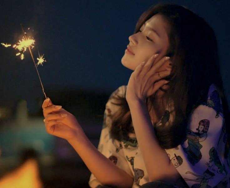catzuzaki's tweet photo. "Happy Birthday, stranger"  
     ↳ a #satzu oneshot au https://t.co/IgvkEpNBb9