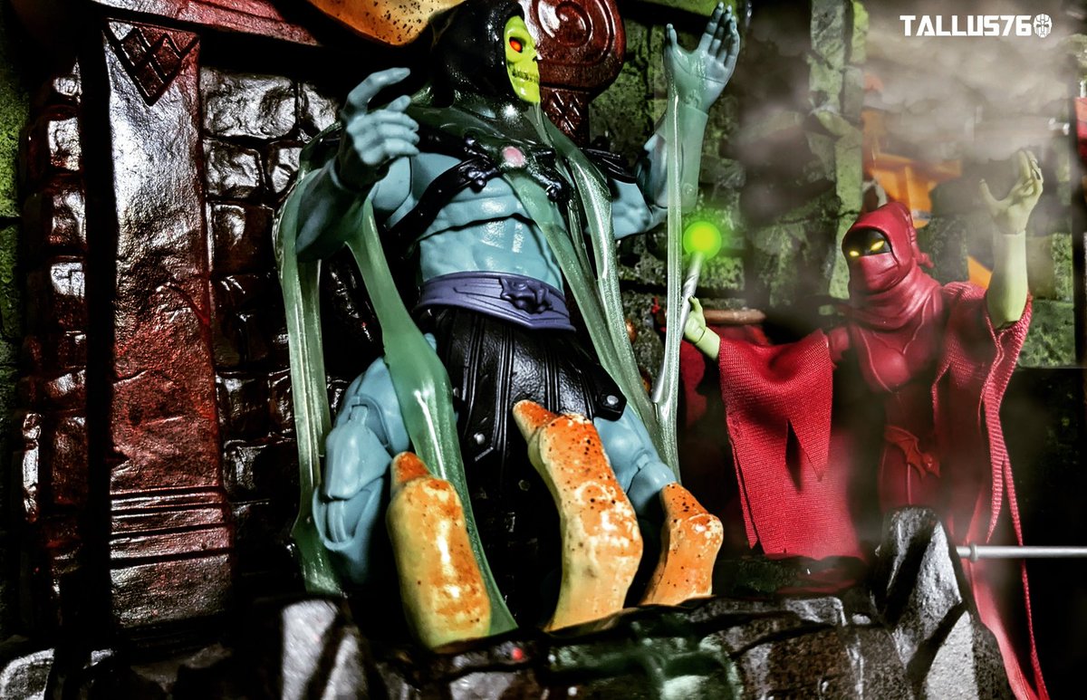 Tallus76photos's tweet photo. You will pay greatly for this Shadow Weaver and then Hordak will be next!
#motuslimepit #slimepit #mattel #mattelslimepit #masterverse #motumasterverse #motu #actionfigures https://t.co/EGtkwE57eB