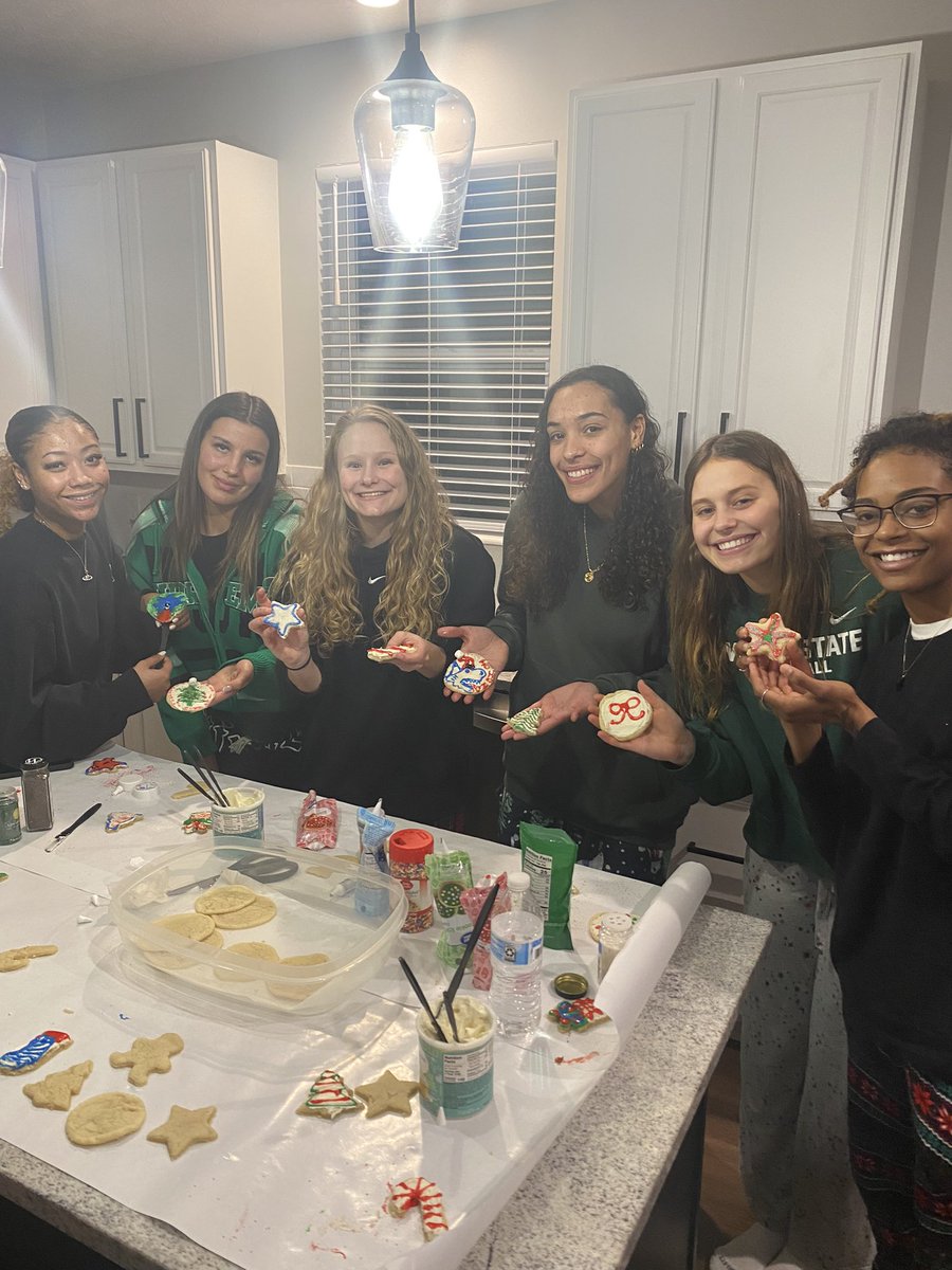 Wrapped up the holiday season with our team Christmas party last night! 

#RaiderUP | #RaiderFamily