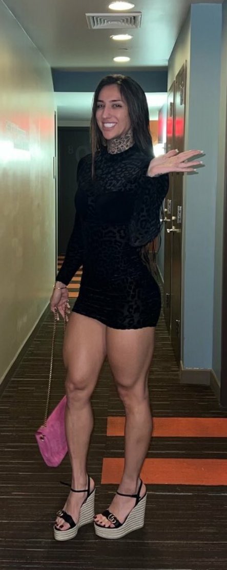 StrongWomanLvr's tweet photo. Bakhar Nabieva, Sexy monster quads are made for cracking guys skulls

@bakharnabieva #bakharnabieva #liftcarry #musclegirl #muscledomination #musclegoddess #goddess #femdom https://t.co/s8WsXojm4d