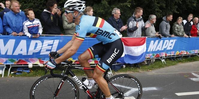 AlexandreHay2's tweet photo. @NFCycling MVDP ! Mais nous pourrions ajouter @PhilippeGilbert qui représente le coursier ultime sous toutes ces formes! (classe sur le vélo, le coup de pedale, sens de la course, gestion du matériel,  sa vision du vélo). Humain extraordinaire, il partage même des vidéos de 🦌 #GoPhil https://t.co/Jf8GPReNG1