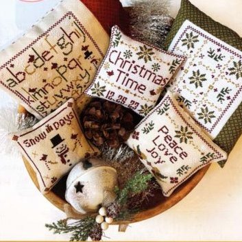 NEW at crossed-hearts.com!

It's Christmas Time Cross Stitch Pattern by Anabella's.

#crossedxhearts #crossedxheartschristmas #crossstitchchristmas #crossstitch #crossstitchpattern #crossstitchchart #anabellas