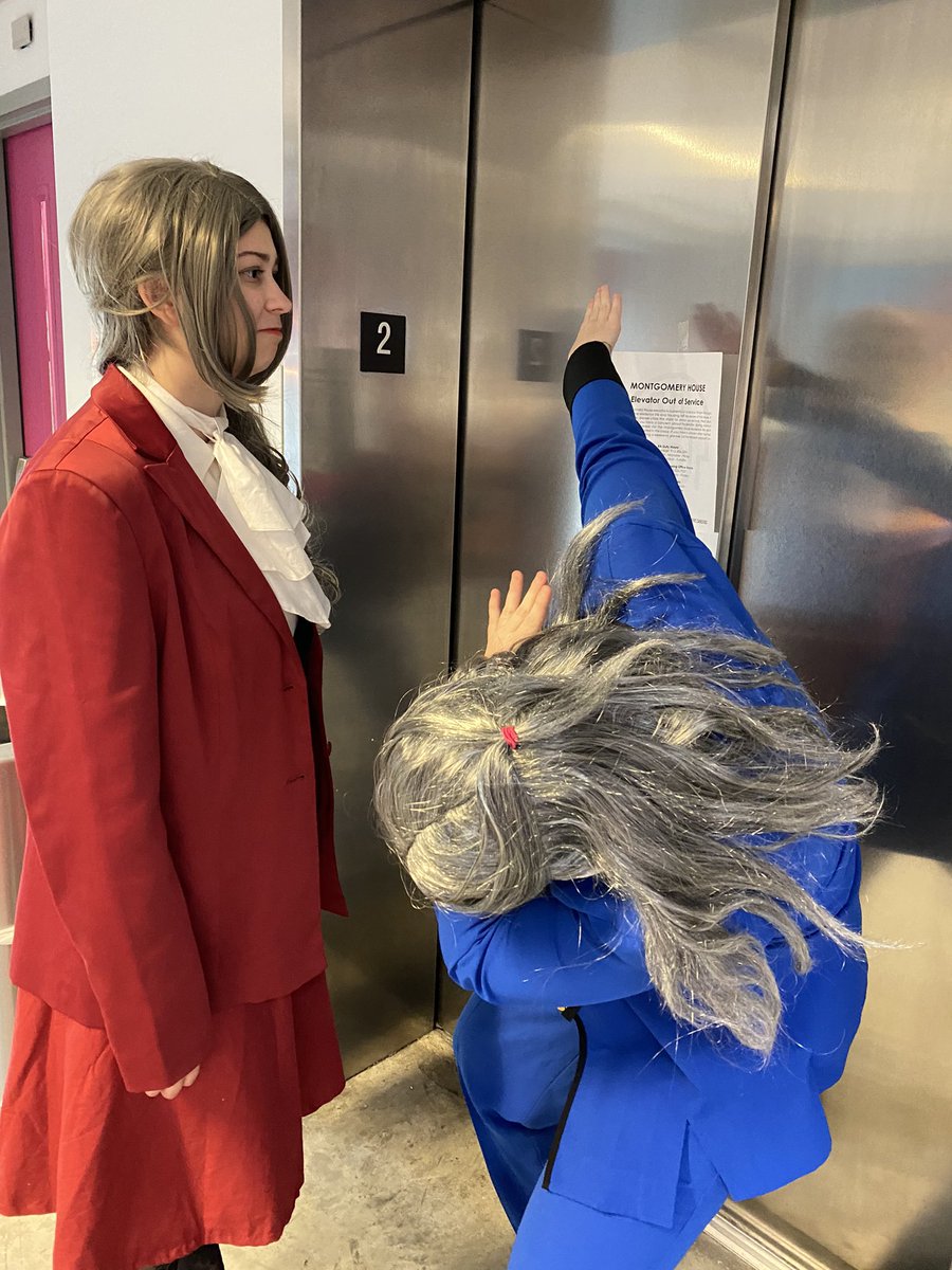 Merry DL-6 to the Ace Attorney community 

Miles Edgeworth- Me!
Manfred von Karma- @/treasuredonut 
📸- <a href="/pipdrawsnstuff/">Pip ✨</a> 
#aceattorneycosplay