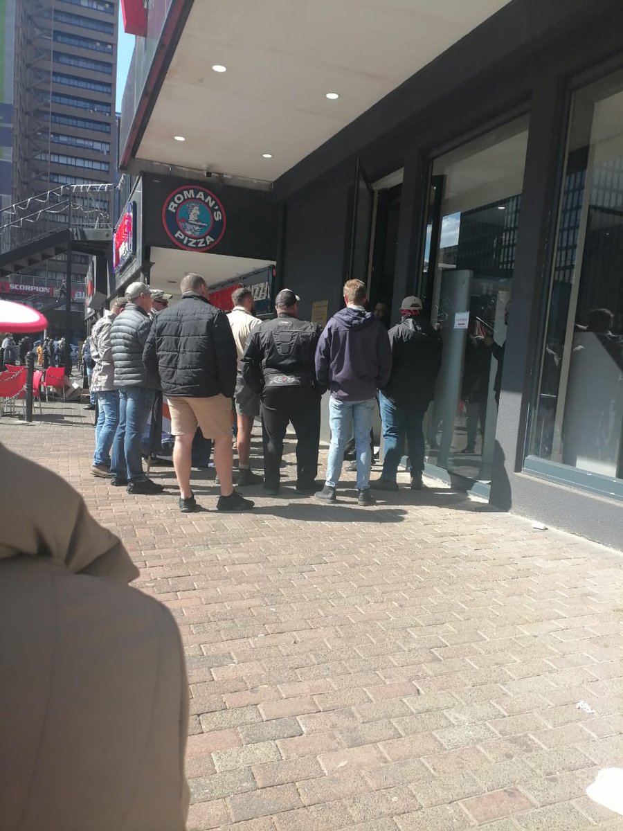 WorldofThabiso's tweet photo. They European Racist Settlers came at Winnie Madikizela Mandela House unannounced, no appointment NOTHING.They thought Fighters will give them brandy, coke and biltong..they got bliksemed, moered and kicked Matherfuckers🤣🤣2023 was busy
#EFFin2023 #RegisterToVoteEFF https://t.co/N2b6xqrTkQ
