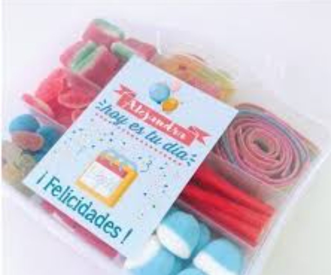 MarBlakey's tweet image. La amargura y reventamiento de Naomi solo lo podria entender si al abrir el maletin se ha encontrado esto #GHVIPDBTFinal