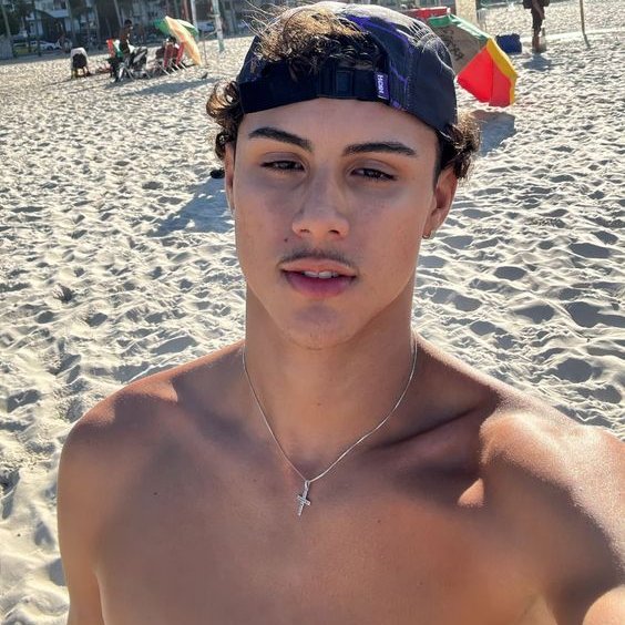 Matteo Roberts tweet media