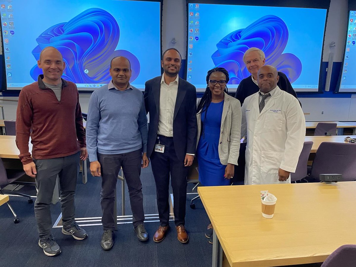 rohanbme's tweet image. #PhDone! What an incredible journey it&apos;s been @DukeU @MusahLab! I&apos;m lucky to have 1 of the most supportive mentors: @ProfSamiraMusah, who trusted my dreams of becoming a scientist dedicated to patients&apos; health, gave me an open canvas, &amp;amp; transformed my personal &amp;amp; professional path