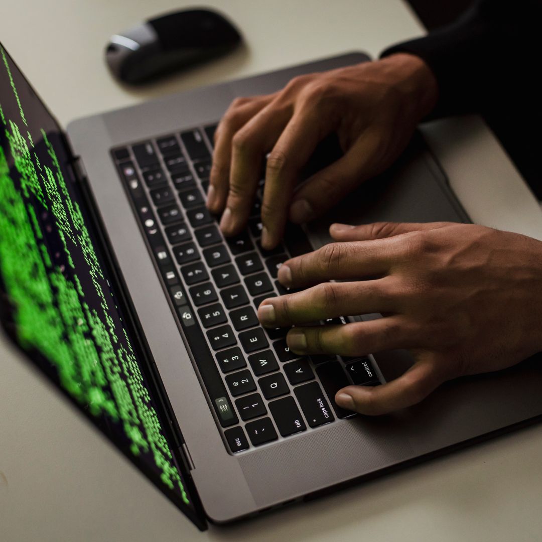 EmpireInvLLC's tweet photo. #TrueOrFalse Private Investigators can hack into computer systems and social media accounts.
Let us know your answer in the comments and come back tomorrow for the correct answer! ⬇️
.
.
.
#privateinvestigator #surveillance #investigation #investigator #pi #detective #backgr... https://t.co/jWJ4npvIle