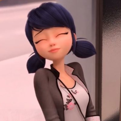 adrienettelvr's tweet photo. The hate for her is so forced and 
misogynistic https://t.co/5p3FThjAzA