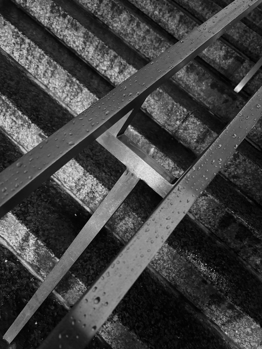50FivePhotoJ's tweet photo. Documentary Photography
50Five Photo Journal
https://t.co/DHobDg0Rkm
Human Made Content
#50FivePhotoJournal
#Photography
#DocumentaryPhotography
#iPhone15
#iPhone7Camera
#HumanProducedContent
#StreetPhotography
#Illinois
#Chicago
#Loop
#Abstract
#Highlights
#Shadows https://t.co/aAF1C1wdYx