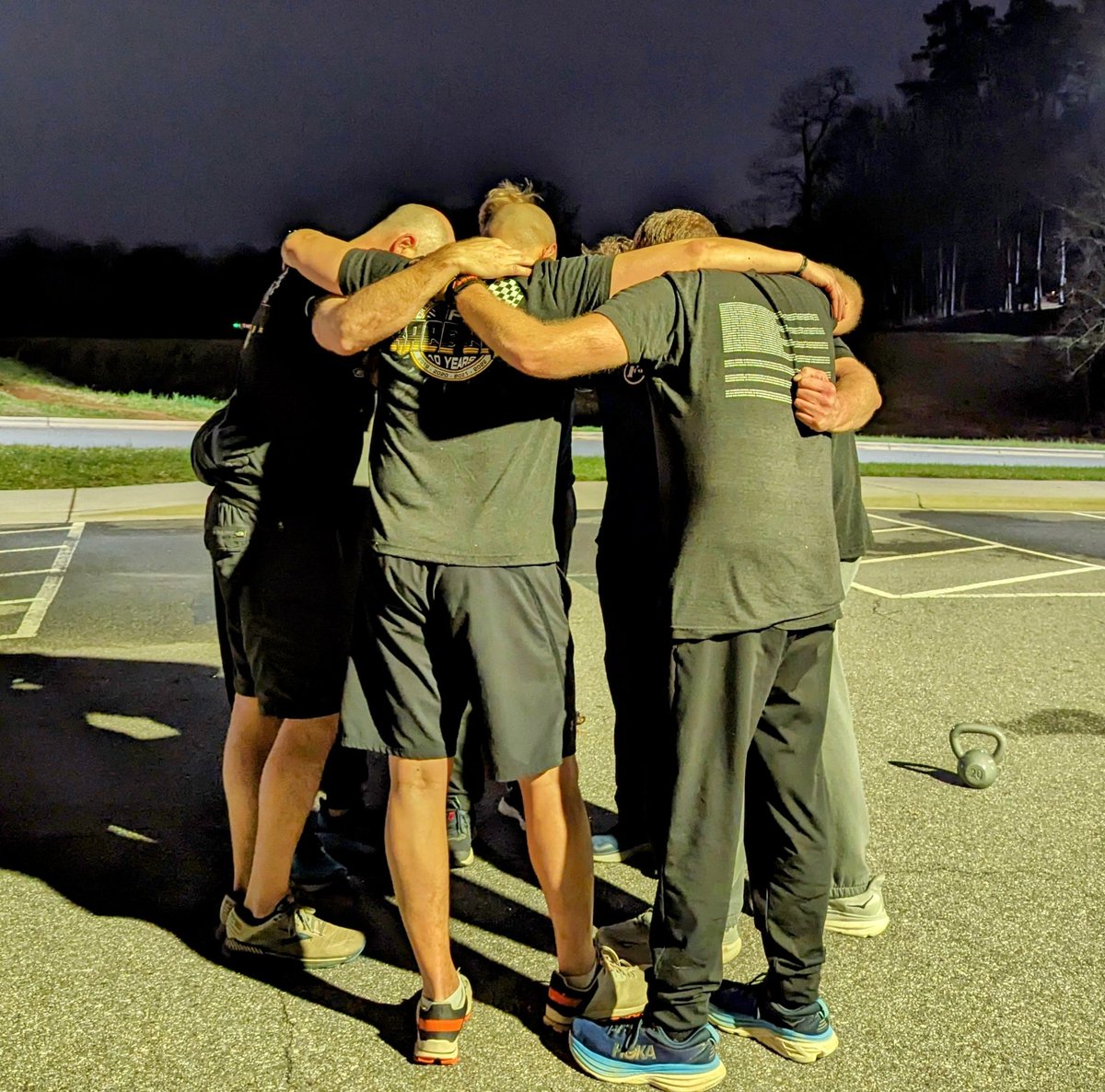 7x PAX for #AO_AngryDriver and 4x PAX for #AO_Wheelz - not bad for a Crisp Cool Morning. @F3Cincinnati Goetta joined us before heading back to the homebase. Hope his legs or arms didn't cramp. Repping @F3Nation in @MooresvilleNC with the @F3GhostFlagNC