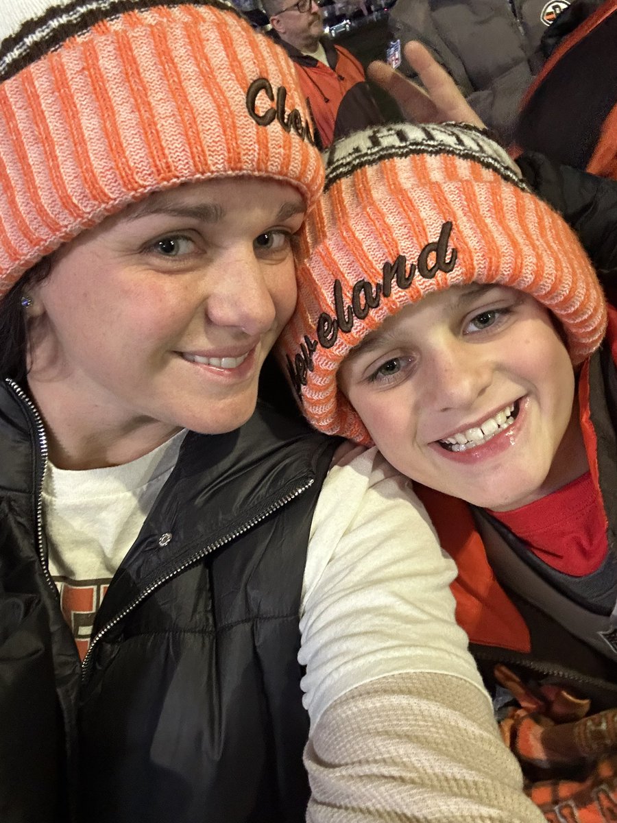 KariCooley's tweet photo. Can’t miss this! #NYJvsCLE https://t.co/EPOL0aaOTK