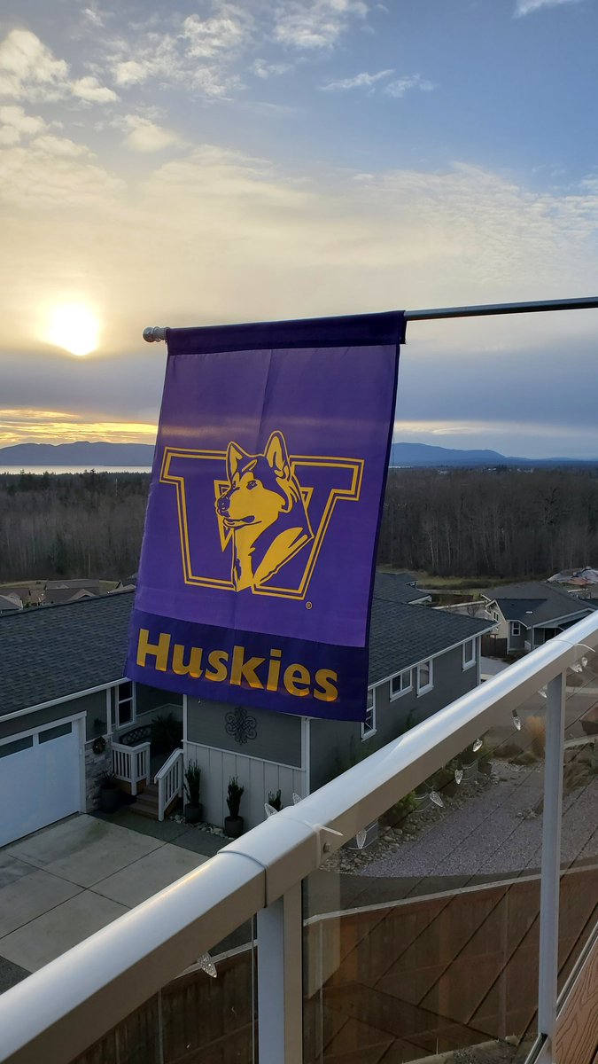 Patuxent's tweet photo. Looking forward to Monday. #GoHuskies https://t.co/qxl8BqHNic