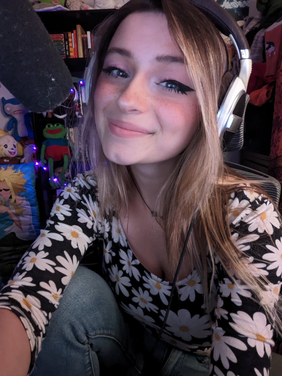 I was just doing my subathon minding my own business, then I was following an egirl makeup tutorial putting Crayola marker on my face :/ happy subathonmas (also I'm still live smile)