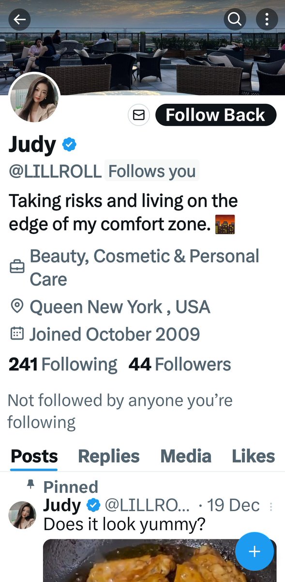 DewaltRoger's tweet photo. Wow, ......now the #WhoreBots are buying #bluecheckmarks https://t.co/Y179mjp8vS