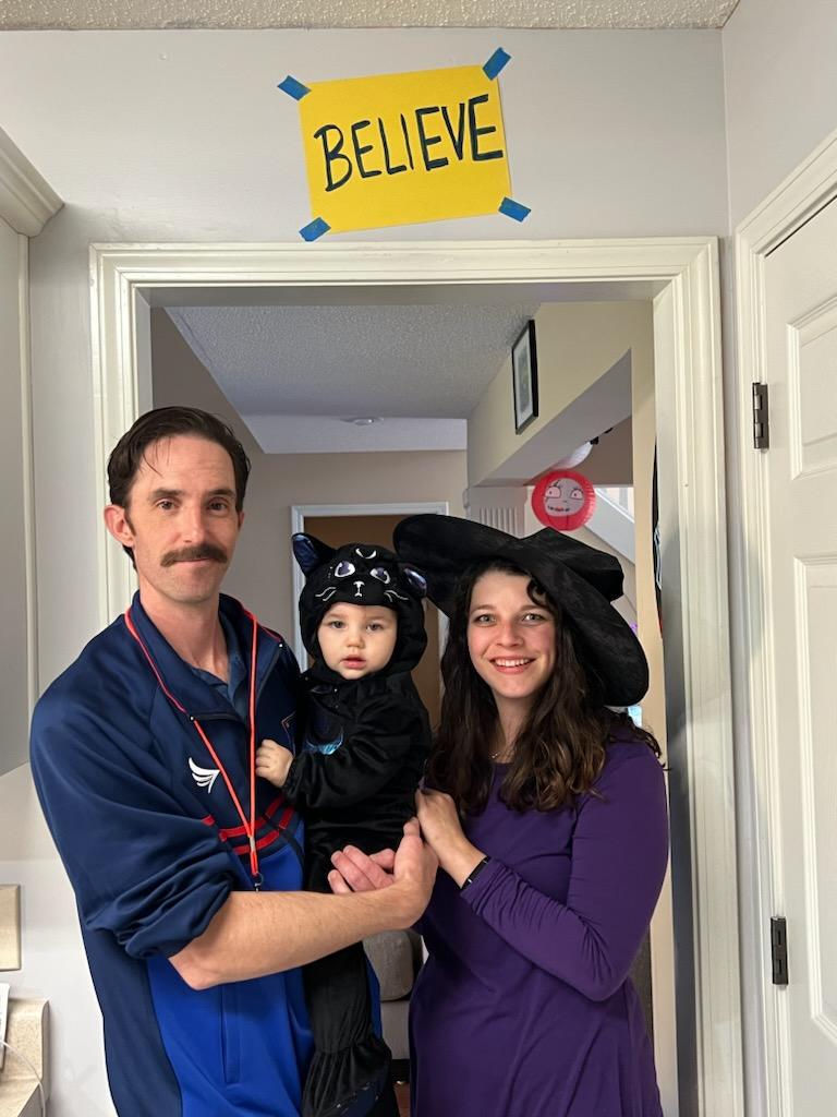 DanRBenson's tweet photo. I can't believe I forgot to post my Ted Lasso Halloween picture! @TedLasso #TedLasso @AppleTV https://t.co/giSinLkBgq