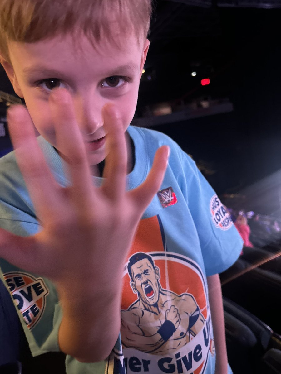 jaylab19's tweet photo. #WWEMontreal can't see me! https://t.co/L8dInM09uJ