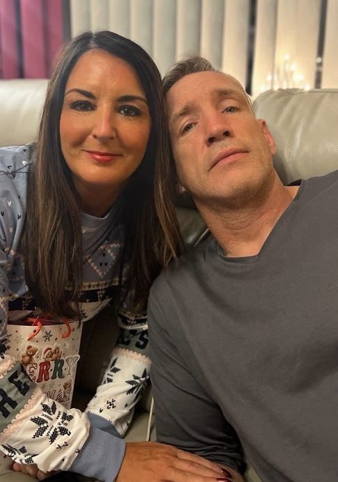 McgeeneySinead's tweet image. I have had so many people try to come up with creative solutions over my three month relapse. They are my angels. Anything that would ease the pain or help with all the feeling I lost. But no one did more than big bro #familyfirst #mssucks #bloatedfrommeds