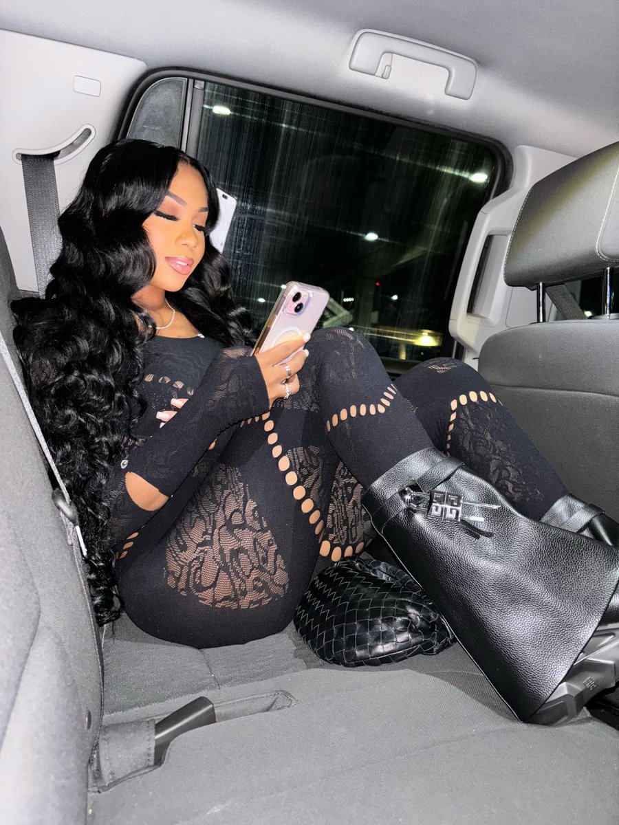 _dasiamonaee's tweet photo. if pretty was a person it’ll be YOUUUU🥹 https://t.co/6iI9WuXtbj